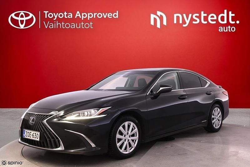 Käytetty Lexus ES300H Business Edition 178 HP (130 kW) 2022 Sedan