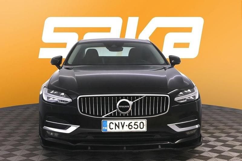 Käytetty Volvo S90 Business Edition 150 HP (110 kW) 2019 Sedan