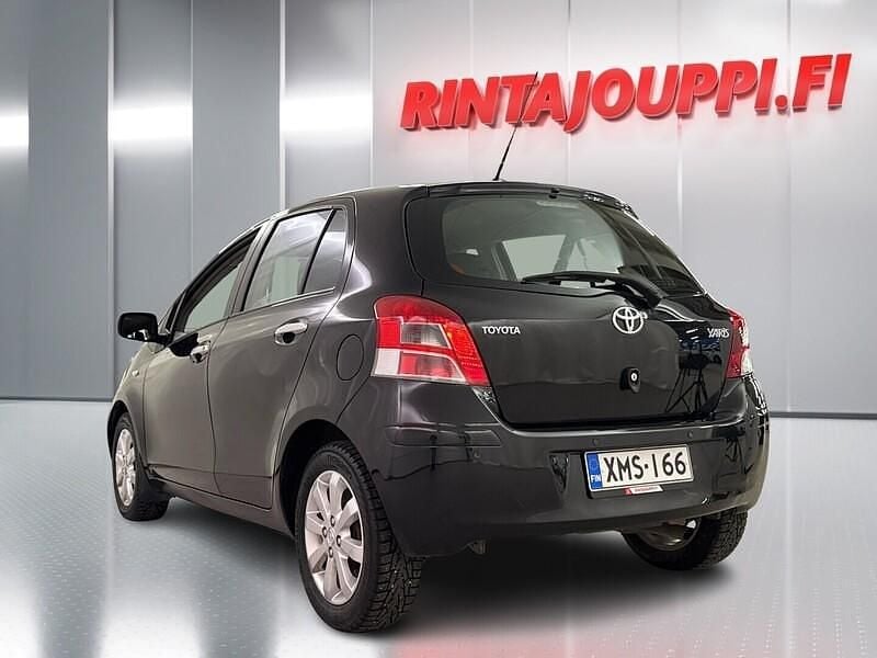 Käytetty Toyota Yaris Edition 99 HP (72 kW) 2011 Viistoperä