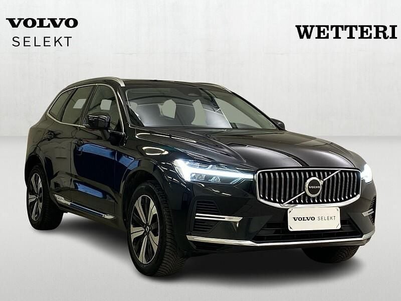 Musta Käytetty 2022 Volvo XC60 Performance Katumaasturi | 52 900 € (Hieman kallis) - Kuva 1/4