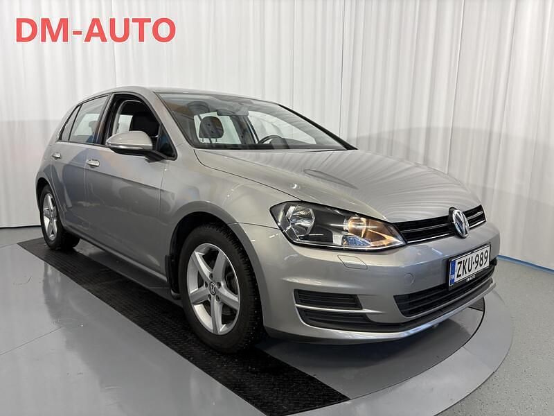 Käytetty VW Golf VII 150 HP (110 kW) 2016 Harmaa Viistoperä