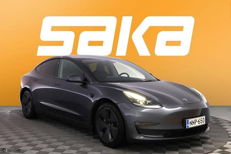 Käytetty 2021 Tesla Model 3 Sedan | 26 600 € (Perustarjous) - Kuva 1/3
