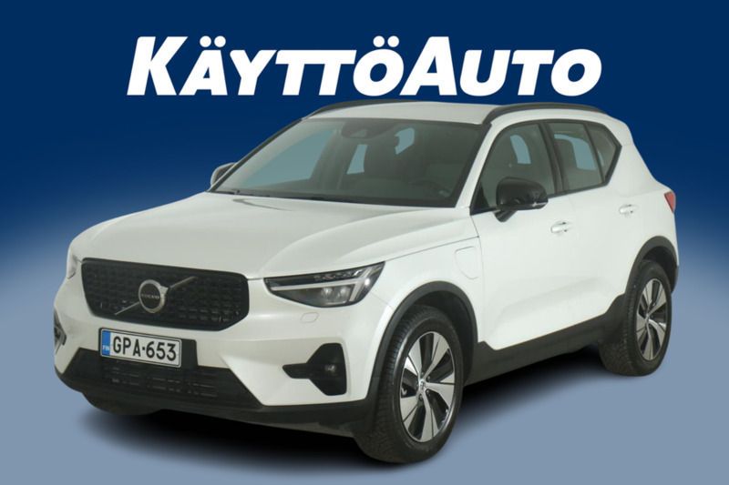 Crystal white met. Käytetty 2022 Volvo XC40 Plus Katumaasturi | 42 900 € (Kallis) - Kuva 1/2