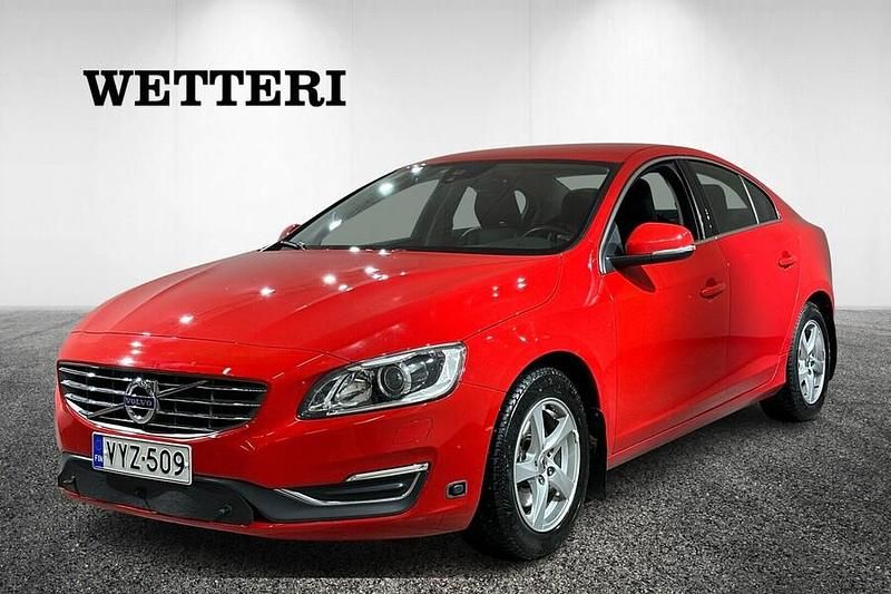 Punainen Käytetty 2016 Volvo S60 Summum Sedan | 16 990 € (Perustarjous) - Kuva 1/4