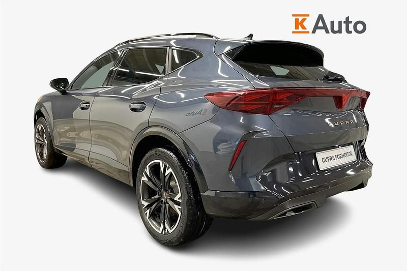 Uusi Cupra Formentor 148 HP (108 kW) 2026 Met. harmaa Katumaasturi
