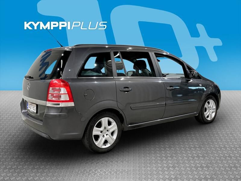 Käytetty Opel Zafira Enjoy 110 HP (80 kW) 2010 Tila-auto
