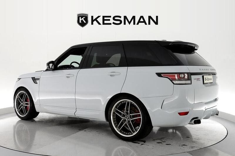 Käytetty Land Rover Range Rover HSE 306 HP (225 kW) 2016 Katumaasturi