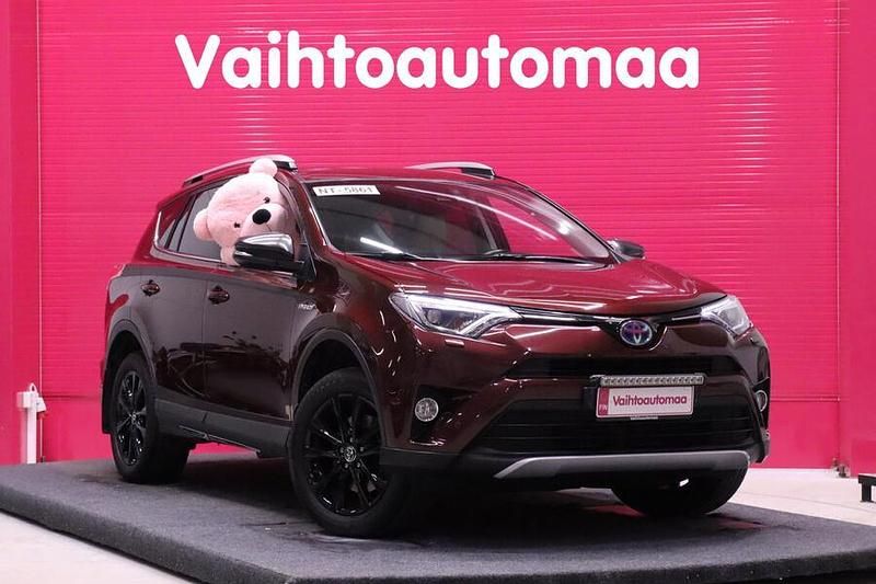 Käytetty 2017 Toyota RAV4 Hybrid Premium Katumaasturi | 21 990 € (Hyvä tarjous) - Kuva 1/3