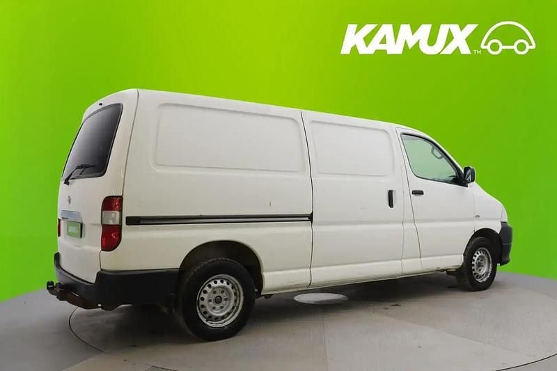 Käytetty Toyota HiAce 95 HP (69 kW) 2011 Valkoinen Viistoperä