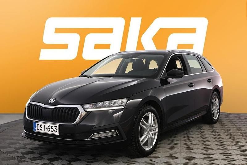 Käytetty Skoda Octavia Ambition 150 HP (110 kW) 2021 Farmari