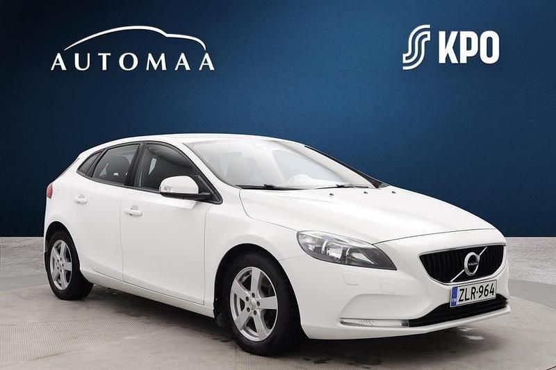 Käytetty Volvo V40 Kinetic 122 HP (89 kW) 2017 Valkoinen Viistoperä