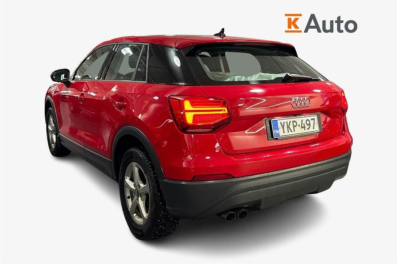 Käytetty Audi Q2 Business 148 HP (108 kW) 2020 Punainen Katumaasturi