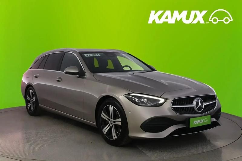 Hopea / harmaa Käytetty 2022 Mercedes C200 Avantgarde Farmari | 27 790 € (Perustarjous) - Kuva 1/4