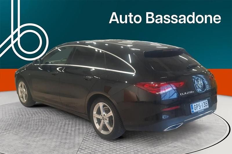 Käytetty Mercedes CLA250e Business 160 HP (117 kW) 2021 Sedan