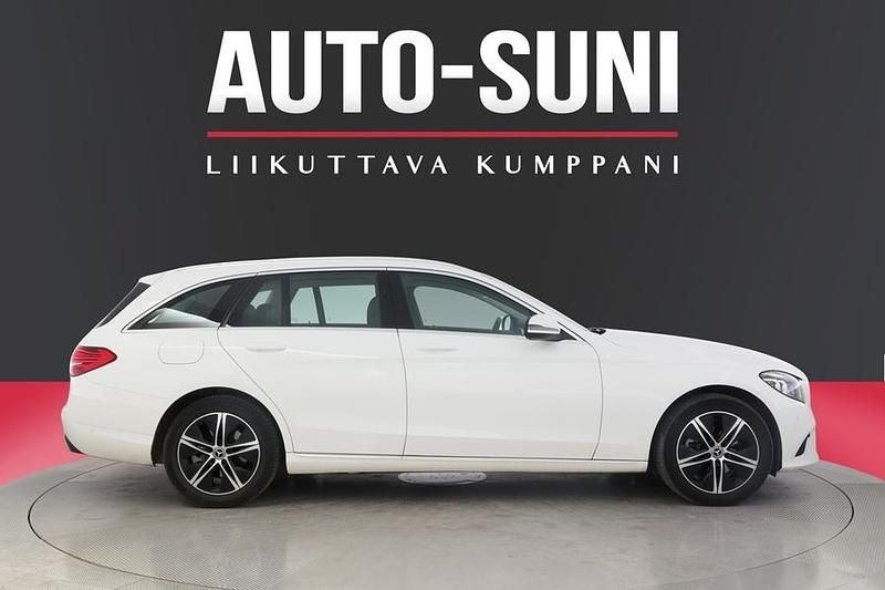 Käytetty Mercedes C220 Edition 194 HP (142 kW) 2020 Farmari