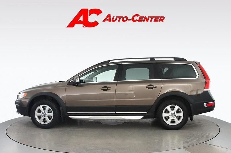 Käytetty Volvo XC70 Summum 181 HP (133 kW) 2014 Ruskea Farmari