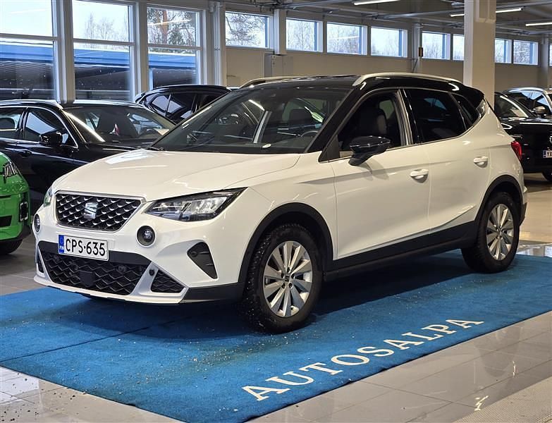 Vihreä Käytetty 2022 Seat Arona Xperience Katumaasturi | 19 900 € (Hyvä tarjous) - Kuva 1/4