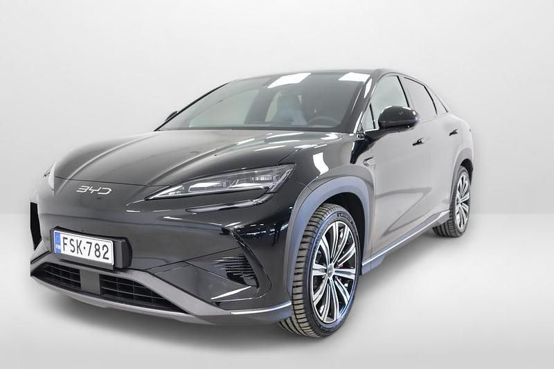 Käytetty BYD Sealion 7 389 kW (530 HP) 2024 Musta Katumaasturi