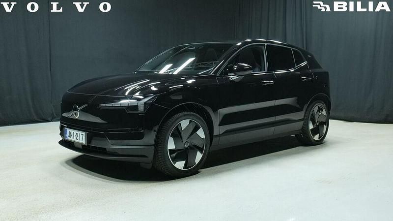 Musta Uusi 2025 Volvo EX30 Ultra Katumaasturi | 39 500 € (Perustarjous) - Kuva 1/3