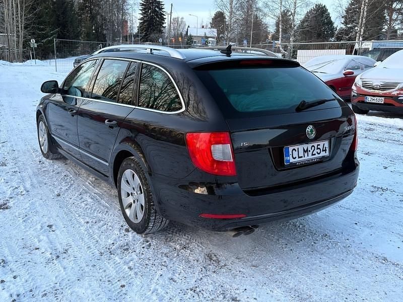Käytetty Skoda Superb Business Line 160 HP (117 kW) 2013 Farmari