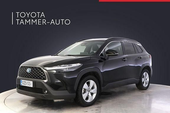 Musta Käytetty 2022 Toyota Corolla Cross Edition Katumaasturi | 35 880 € (Perustarjous) - Kuva 1/4