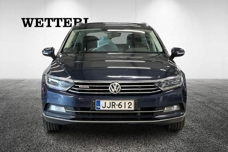 Käytetty VW Passat Highline 239 HP (175 kW) 2015 Sininen Farmari