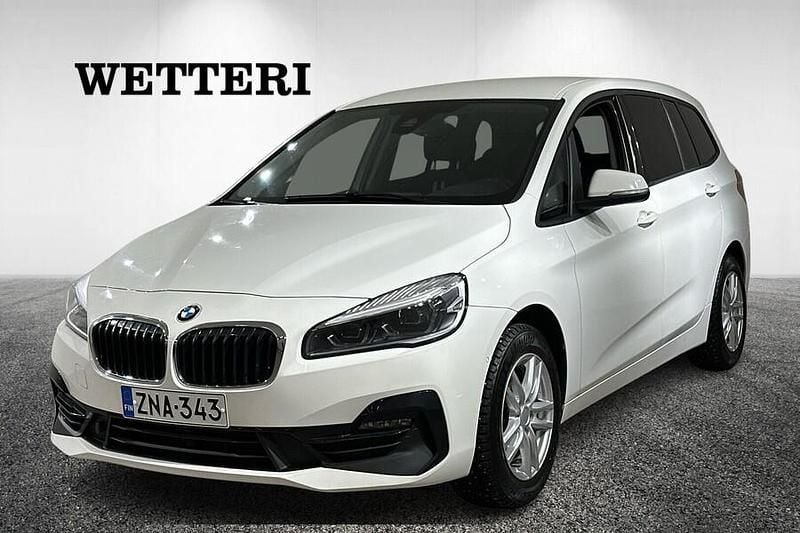 Käytetty BMW 216 Gran Tourer Sport Line 116 HP (85 kW) 2020 Valkoinen Tila-auto