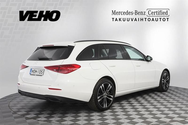 Käytetty Mercedes C300e Avantgarde 211 HP (155 kW) 2022 Valkoinen Farmari