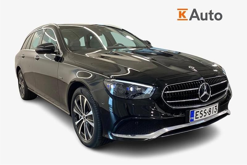 Käytetty 2021 Mercedes E300 Avantgarde Farmari | 37 880 € (Perustarjous) - Kuva 1/3