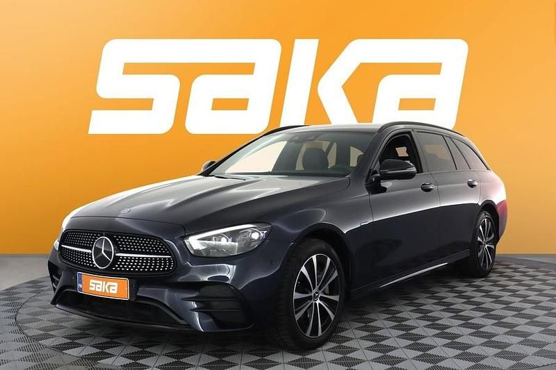 Käytetty Mercedes E300 Business 306 HP (225 kW) 2021 Farmari