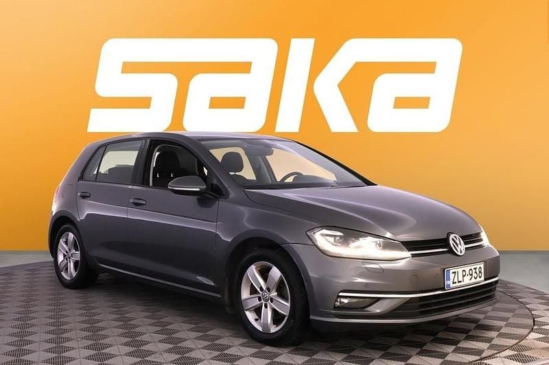 Käytetty VW Golf VII Highline 125 HP (91 kW) 2017 Viistoperä