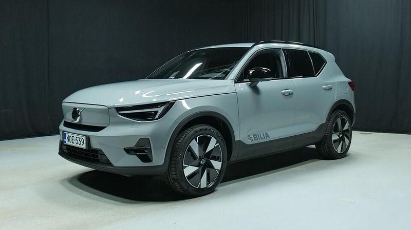 Käytetty Volvo EX40 Plus 185 kW (252 HP) 2025 Harmaa Katumaasturi