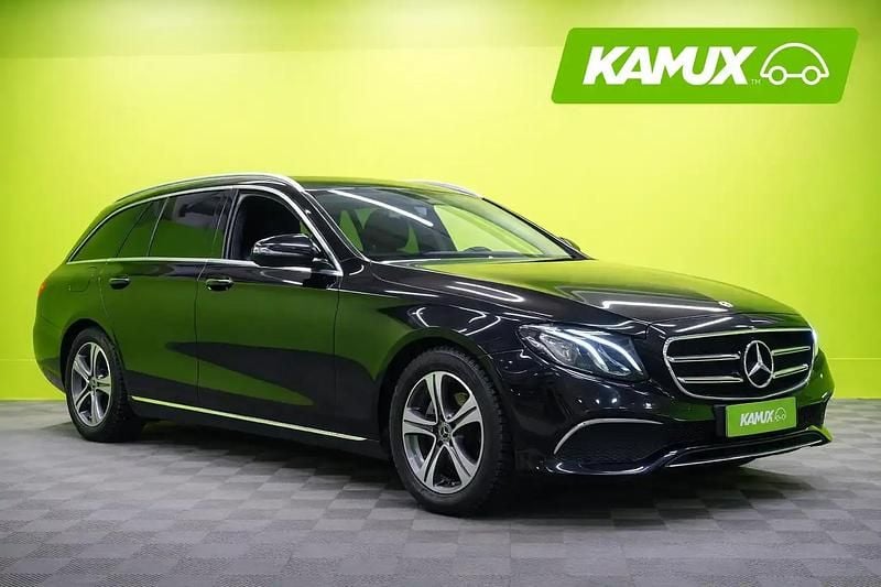 Musta Käytetty 2019 Mercedes E200 Farmari | 15 600 € (Supertarjous) - Kuva 1/4