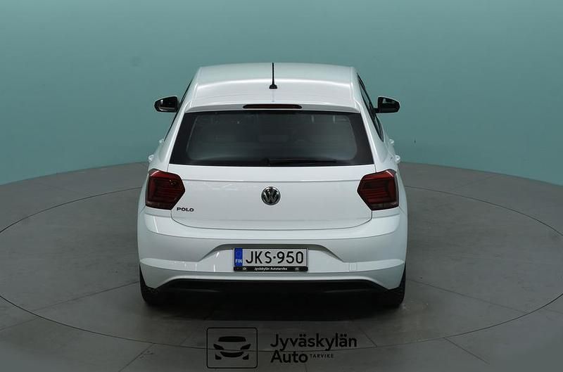 Käytetty VW Polo Trendline 75 HP (55 kW) 2018 Valkoinen Viistoperä