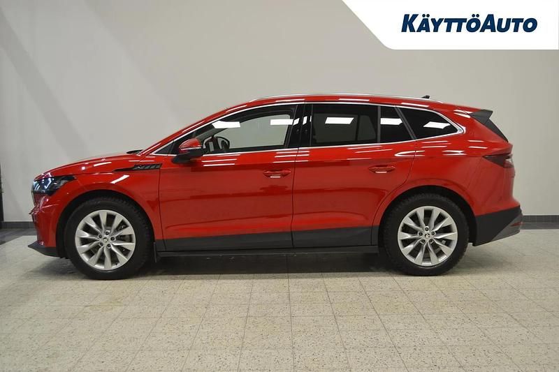 Käytetty Skoda Enyaq iV 194 kW (265 HP) 2023 Punainen Katumaasturi
