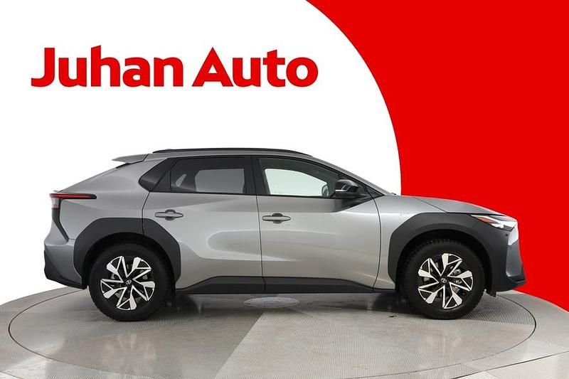 Käytetty Toyota bZ4X Edition 2025 Harmaa Katumaasturi