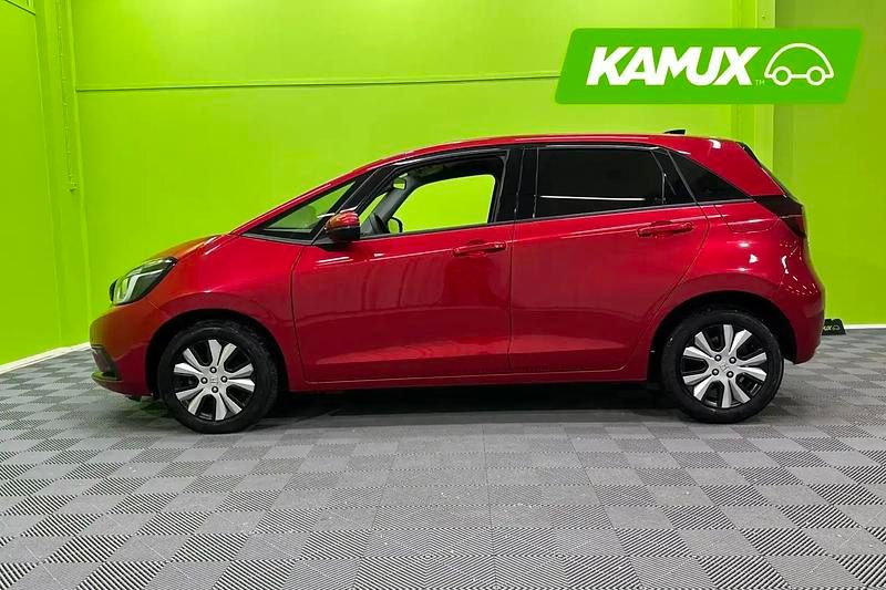 Käytetty Honda Jazz Comfort 109 HP (80 kW) 2022 Punainen Viistoperä