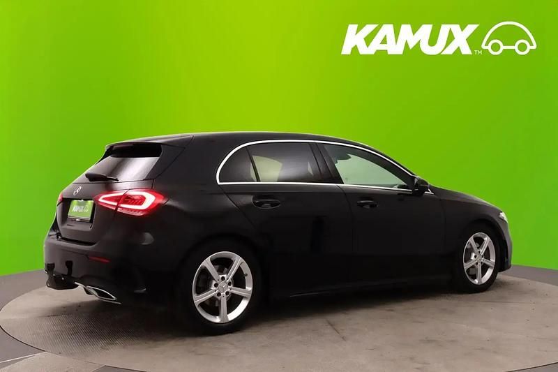 Käytetty Mercedes A180 Business 116 HP (85 kW) 2020 Musta Sedan