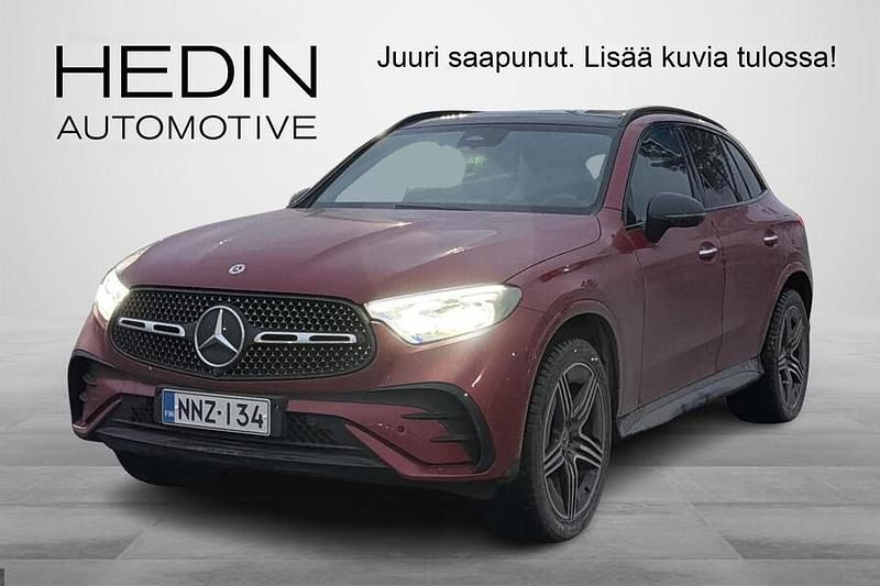 Käytetty 2025 Mercedes GLC300e AMG Katumaasturi | 69 990 € (Hieman kallis) - Kuva 1/3