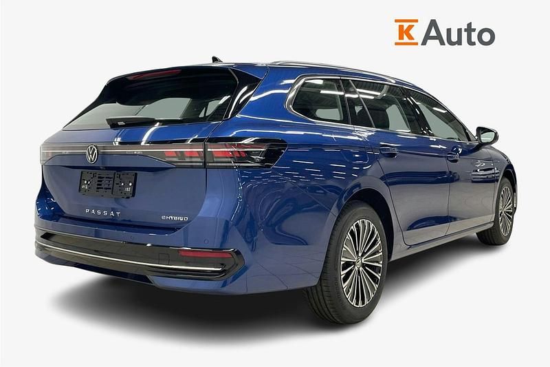 Uusi VW Passat Elegance 201 HP (147 kW) 2025 Sininen Farmari
