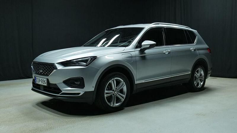 Hopea Käytetty 2021 Seat Tarraco XCELLENCE Katumaasturi | 25 900 € (Perustarjous) - Kuva 1/3