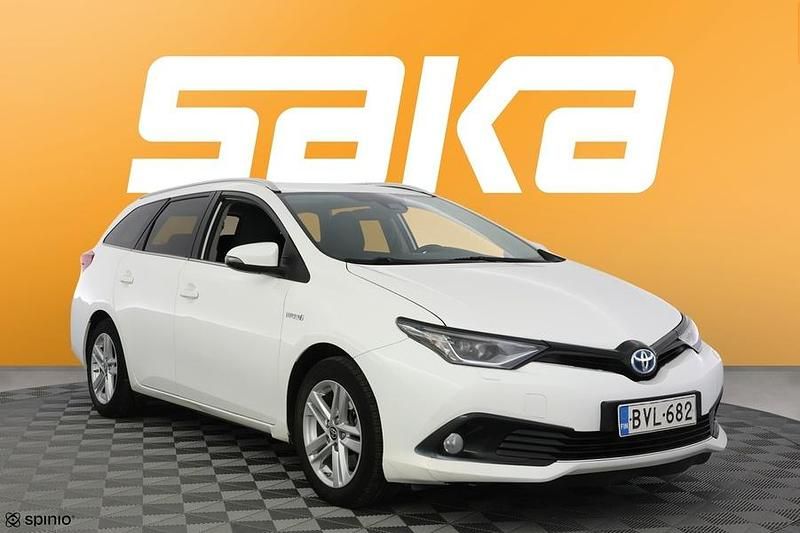 Käytetty 2018 Toyota Auris Touring Sports Active Farmari | 7 790 € (Perustarjous) - Kuva 1/3