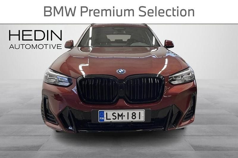 Käytetty BMW iX3 M Sport 210 kW (286 HP) 2023 Punainen Katumaasturi