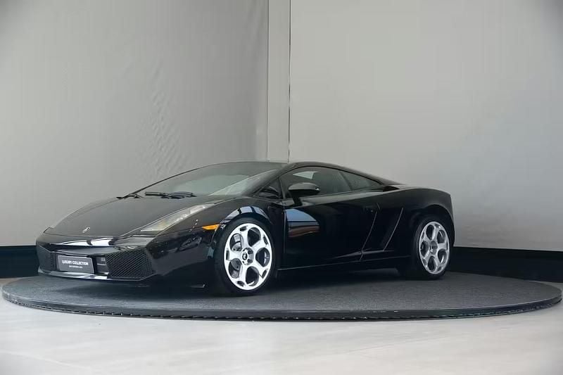Musta Käytetty 2004 Lamborghini Gallardo Coupe - kaksiovinen | 115 900 € - Kuva 1/4