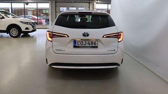 Käytetty Toyota Corolla Business Edition 122 HP (89 kW) 2020 Valkoinen Farmari