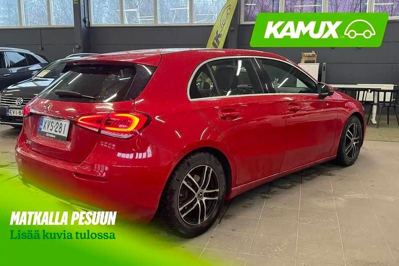Käytetty Mercedes A180 Business 136 HP (100 kW) 2019 Punainen Sedan