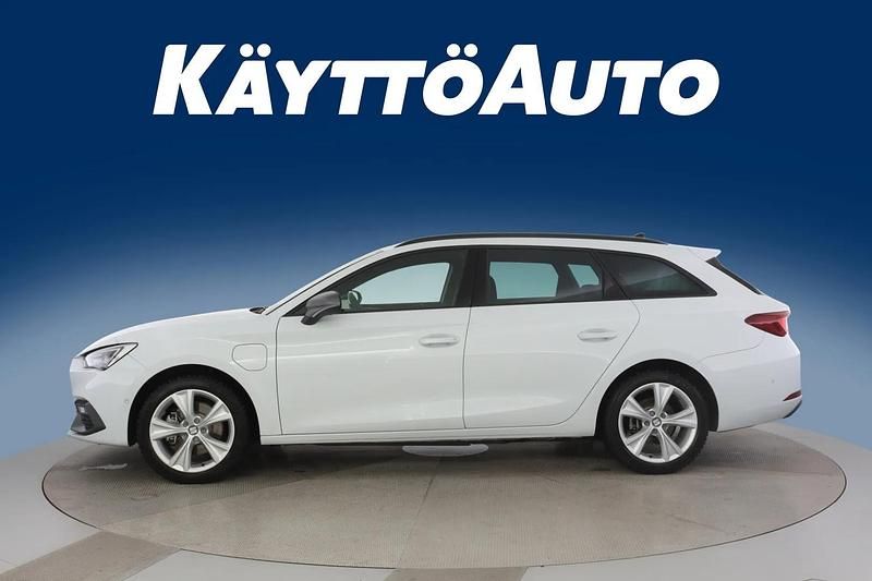 Käytetty Seat Leon FR 277 HP (203 kW) 2022 Muu Farmari