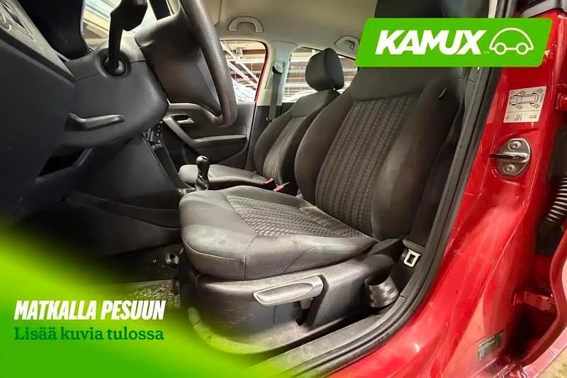 Käytetty VW Polo Style 95 HP (69 kW) 2014 Punainen Viistoperä