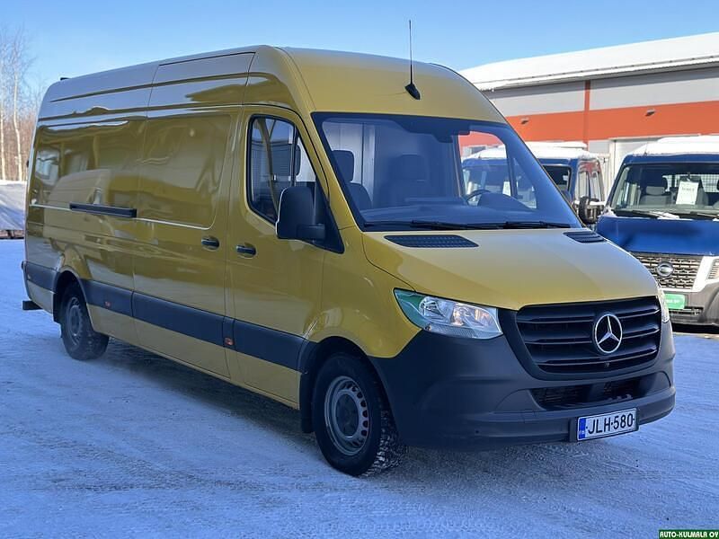 Käytetty Mercedes Sprinter 163 HP (119 kW) 2019 Keltainen Van