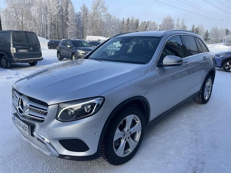 Käytetty Mercedes GLC220 Business 170 HP (125 kW) 2015 Harmaa Katumaasturi